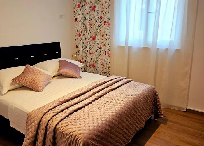 Sea Paradise Apartment